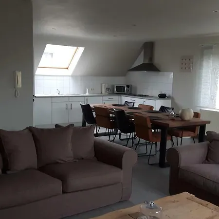 Hemelse Helderheid Apartament Maasmechelen